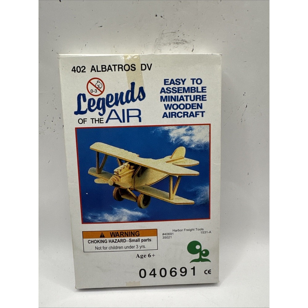Legends of the Air Miniature Wooden Aircraft 402 Albatros DV Model Kit